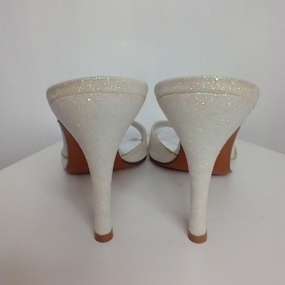 STUART WEITZMAN CRYSTAL MULES - Picture 4 of 7